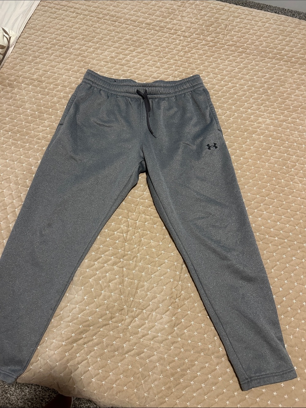 Under Armour Men's Dark Gray Athletic Joggers